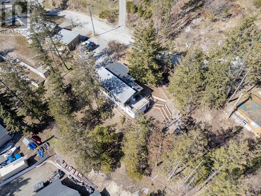 6333 Forest Hill Drive Peachland Photo 35